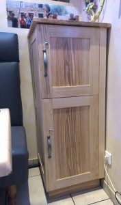 Meuble en frêne, teinte naturelle